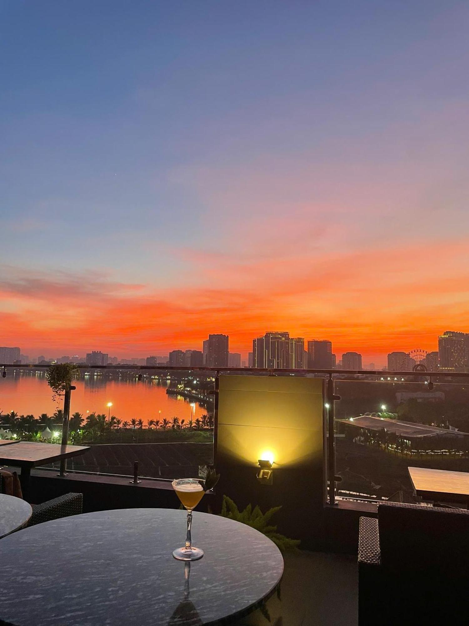 Love St - Hanoi Hotel מראה חיצוני תמונה